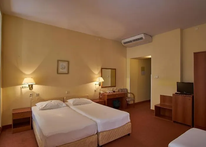 Otel Ruzica- Glavna Zgrada I Depandanse