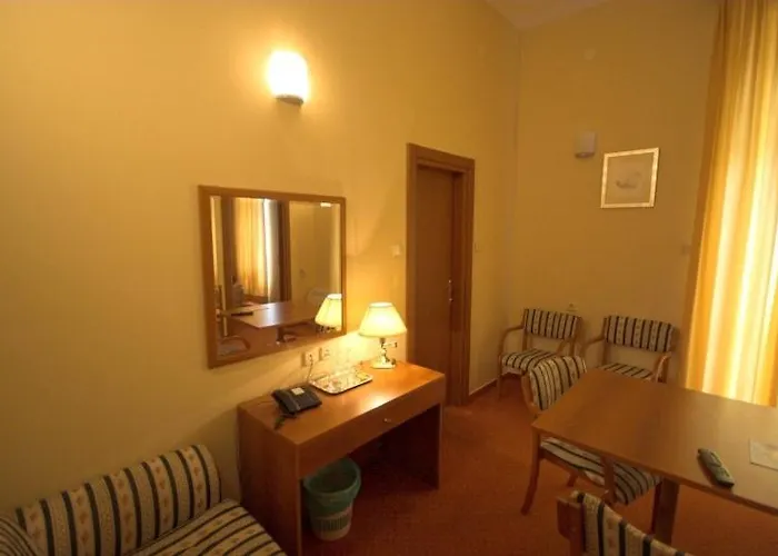 Otel Ruzica- Glavna Zgrada I Depandanse