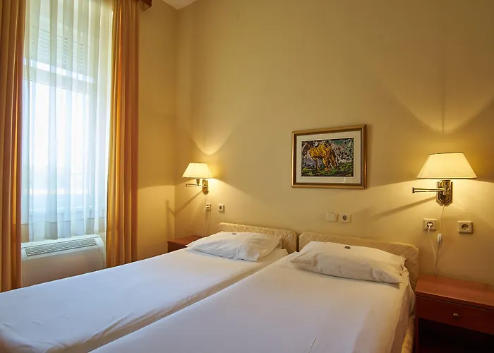 Ruzica- Glavna Zgrada I Depandanse 3* Crikvenica