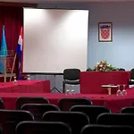 Ruzica- Glavna Zgrada I Depandanse 3* קריקווניצה
