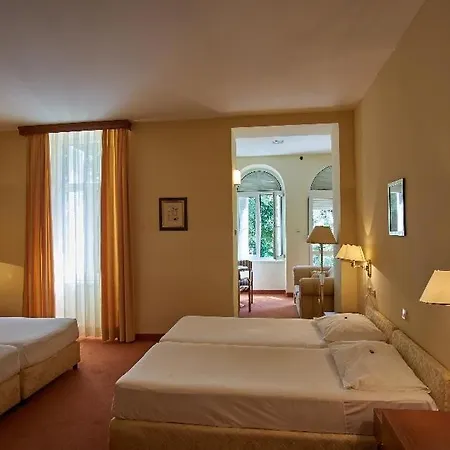 Ruzica- Glavna Zgrada I Depandanse Hotel