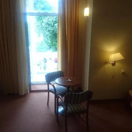 Hotel Ruzica- Glavna Zgrada I Depandanse Crikvenica