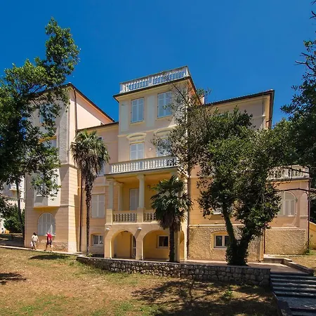 Ruzica- Glavna Zgrada I Depandanse