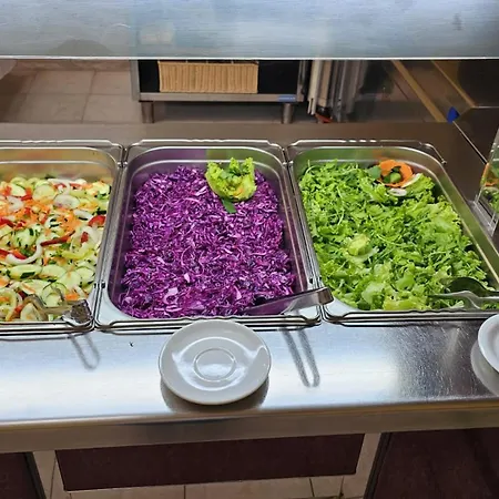 Ruzica- Glavna Zgrada I Depandanse 3* Crikvenica