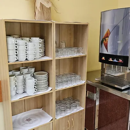 Ruzica- Glavna Zgrada I Depandanse Hotel