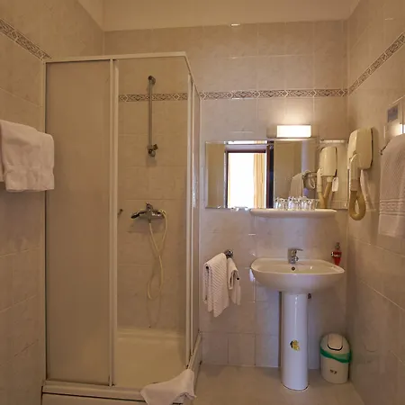 Ruzica- Glavna Zgrada I Depandanse 3*