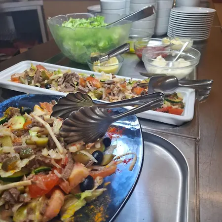 Ruzica- Glavna Zgrada I Depandanse Hotel Crikvenica