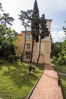 Ruzica- Glavna Zgrada I Depandanse Hotel 3*