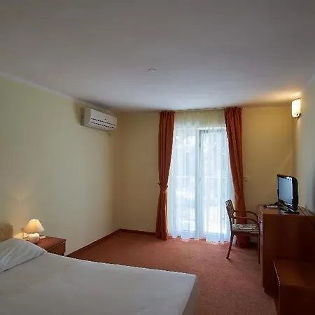 Ruzica- Glavna Zgrada I Depandanse 3* Crikvenica