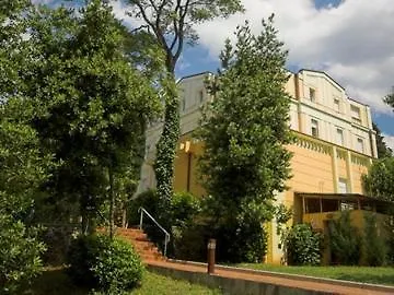 Ruzica- Glavna Zgrada I Depandanse