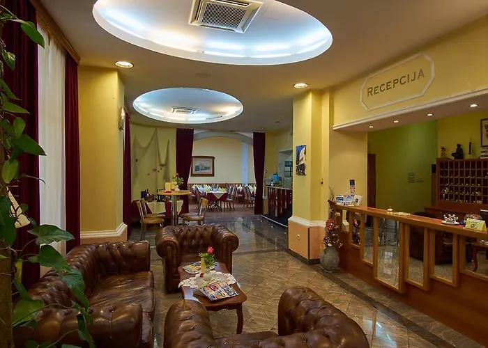 Hotel Ruzica- Glavna Zgrada I Depandanse Crikvenica