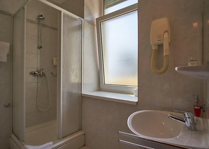 Ξενοδοχείο Ruzica- Glavna Zgrada I Depandanse 3*