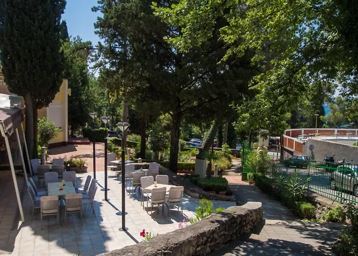 Hotel Ruzica- Glavna Zgrada I Depandanse Crikvenica