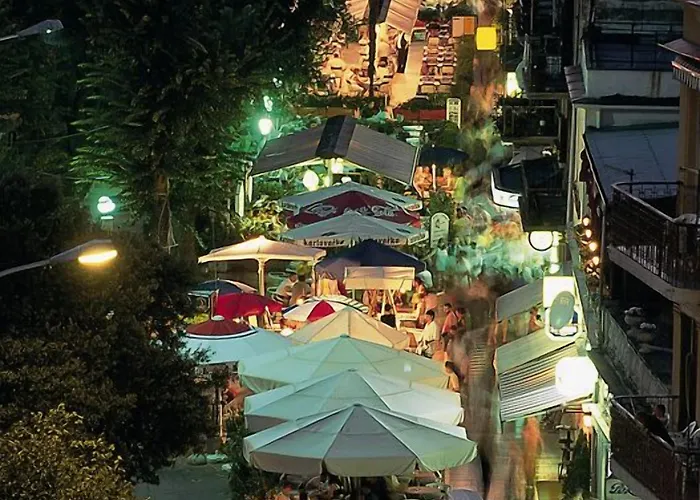 Ruzica- Glavna Zgrada I Depandanse Crikvenica